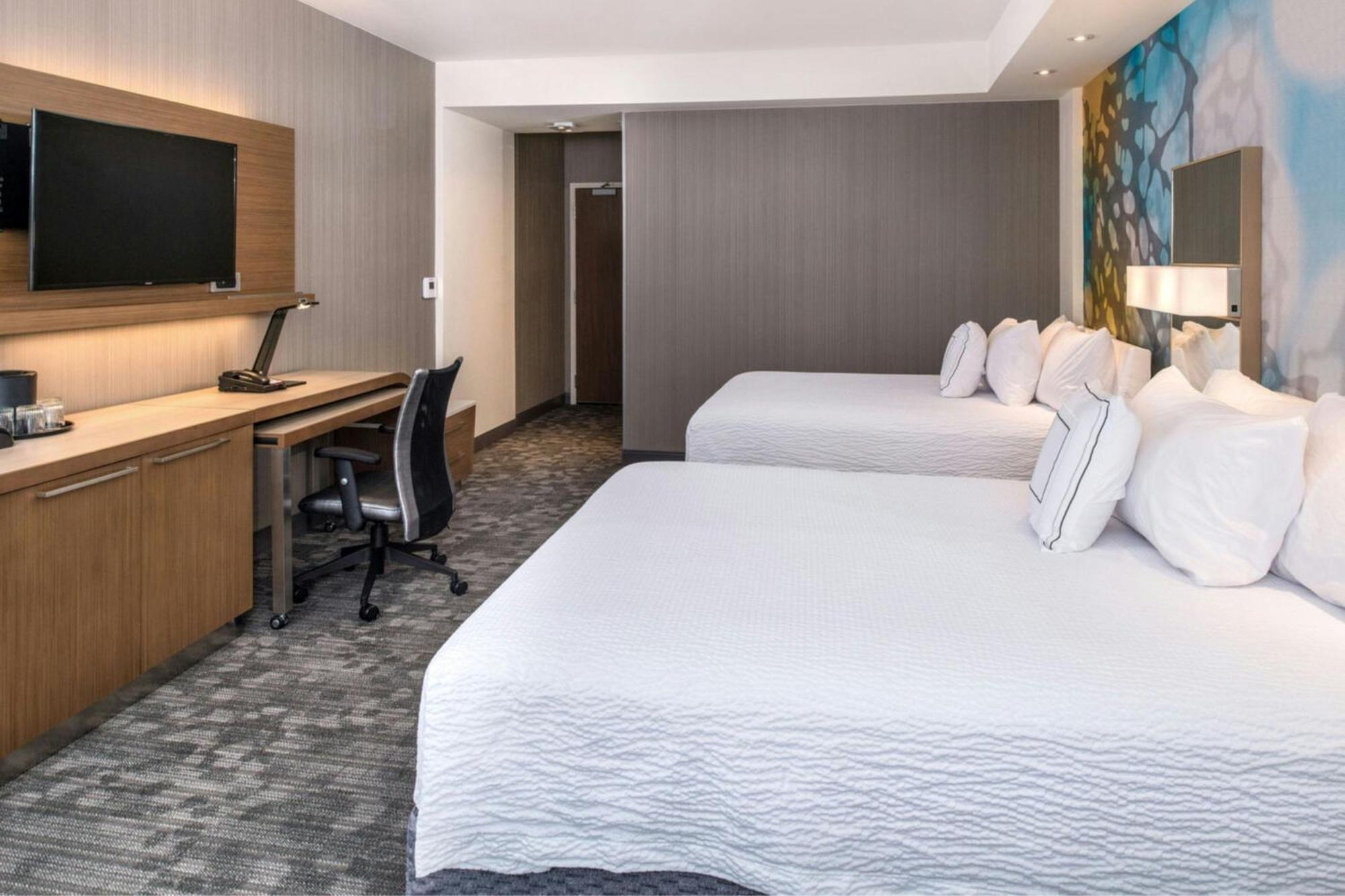 Hotel Courtyard By Marriott Detroit Farmington 3*
